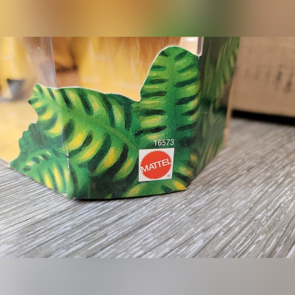 1996 Ken as the Cowardly Lion The Wizard of Oz Barbie #16573 Collectors Edition - Picture 4 of 9